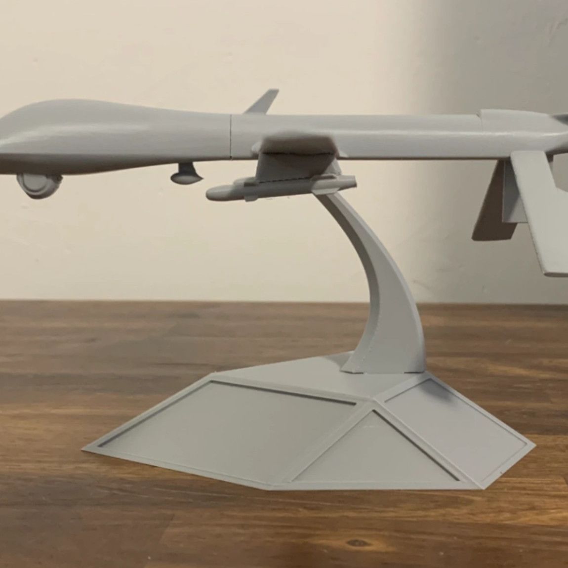 3Dプリントされた米国MQ-1Bプレデタードローンリアルな静 - Drone 3D Modeling のレビューと価格