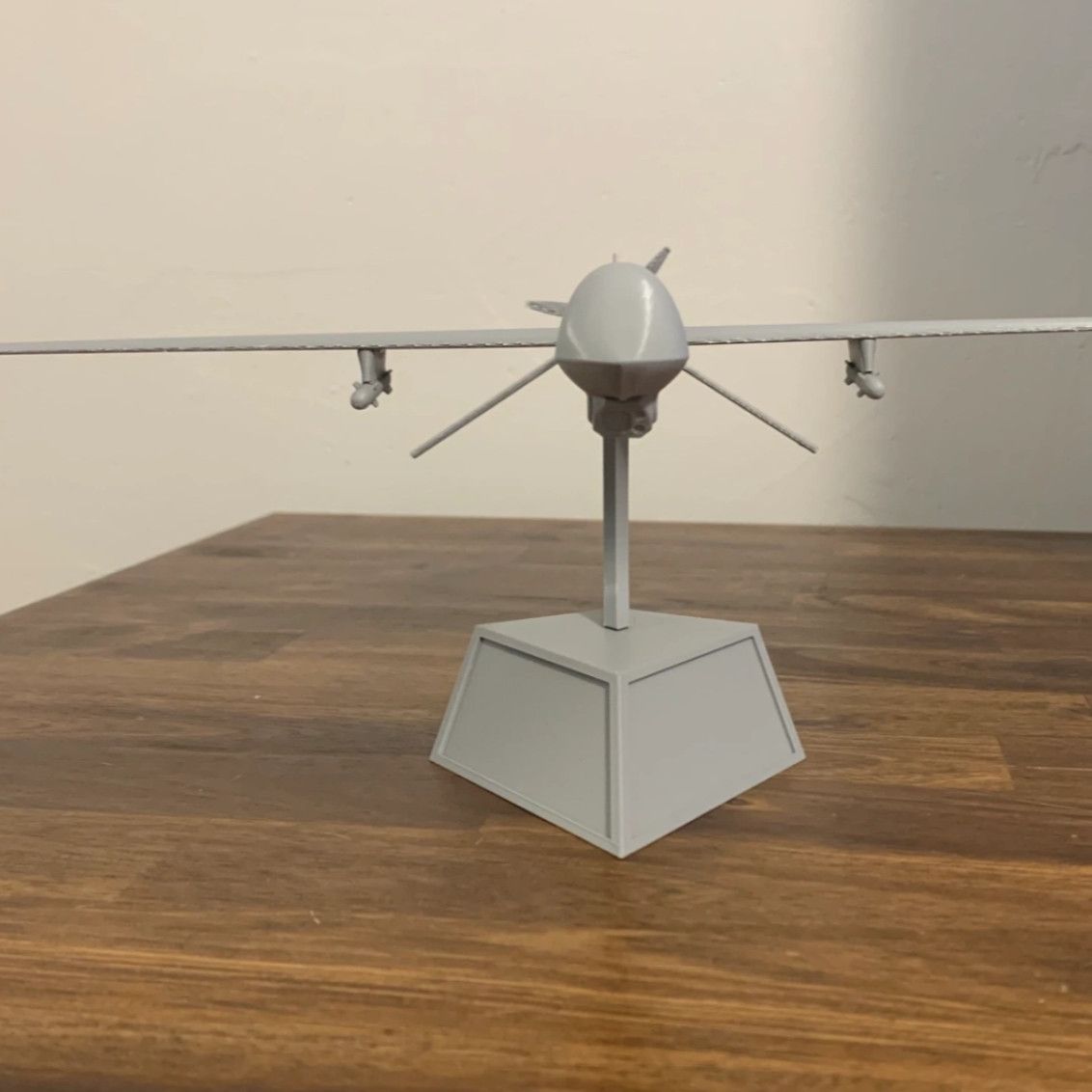 3Dプリントされた米国MQ-1Bプレデタードローンリアルな静 - Drone 3D Modeling のレビューと価格